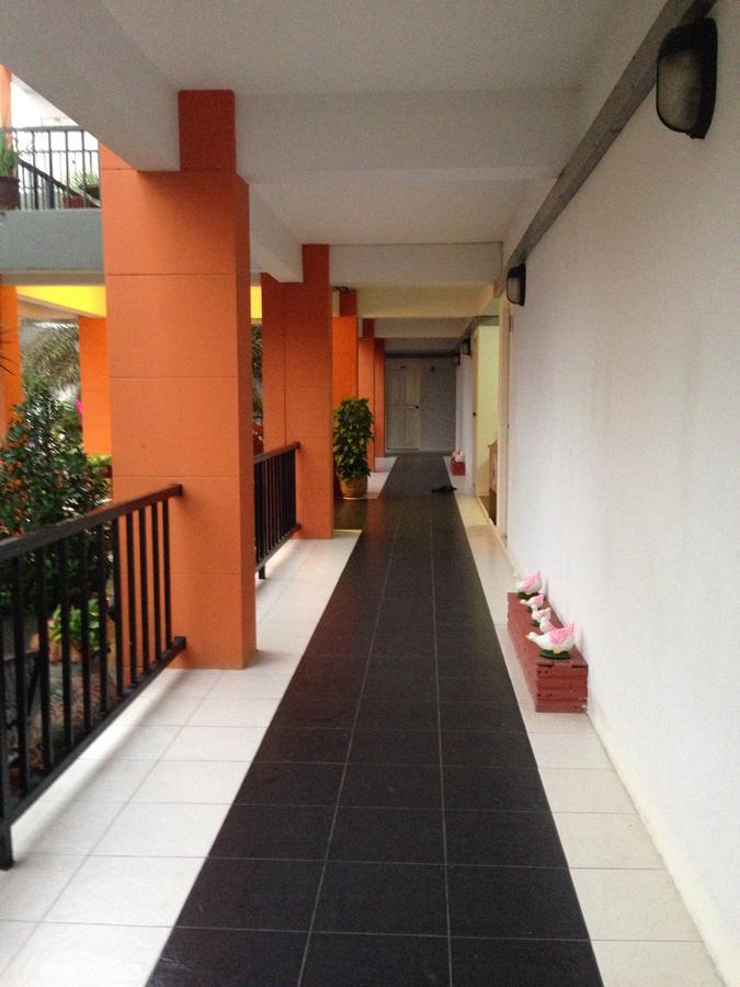 Baan Khun Yai Hotel Nakhon Ratchasima Exterior photo
